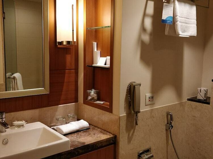 اتاق سوپریور, Radisson Blu Hotel, Nagpur