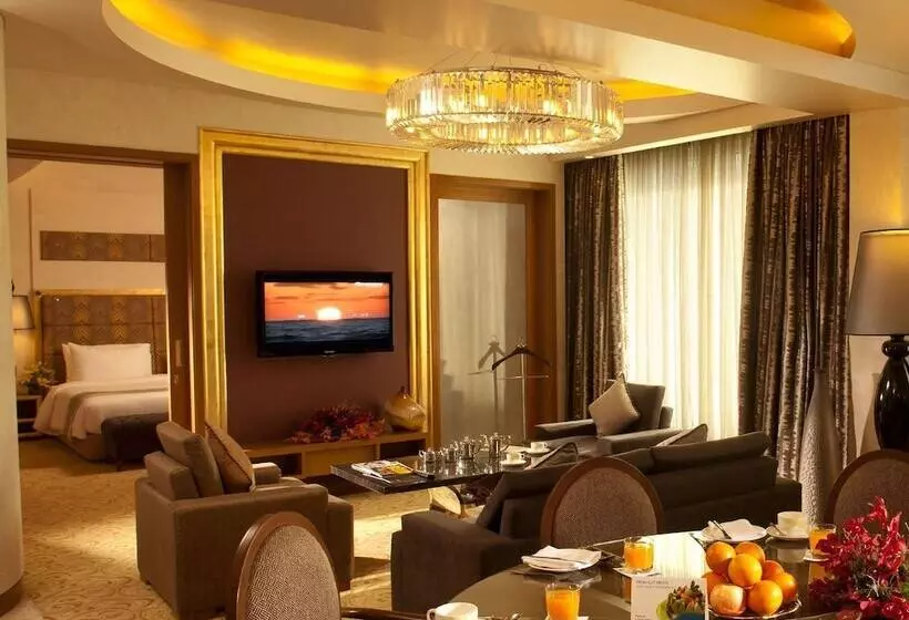 スイート, Radisson Blu Hotel, Nagpur