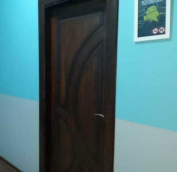 تختخواب در اتاق مشترک, Seven Seasons