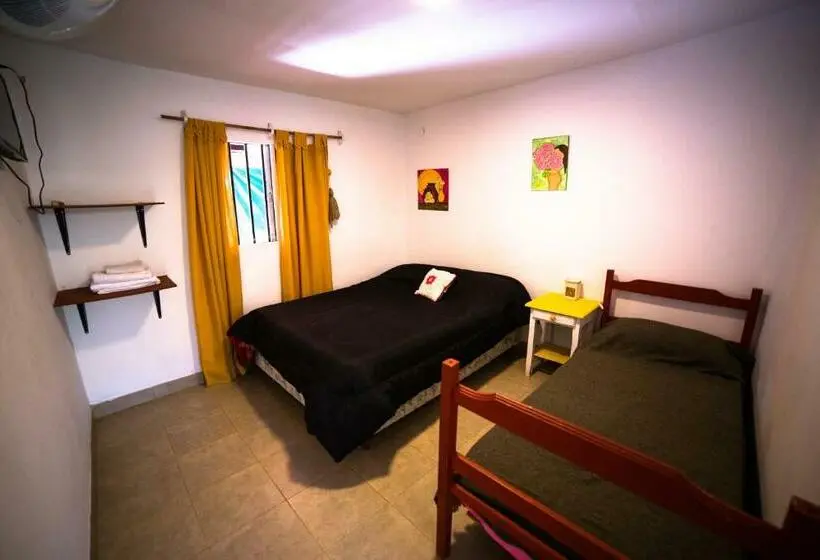Standard Kolmen Hengen Huone, Huaka Hostel