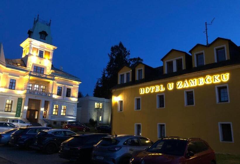 经济房, Chateau Cihelny