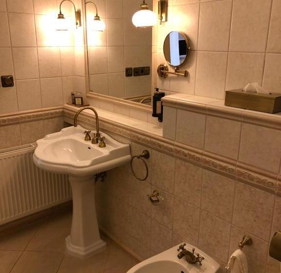 豪华房间, Chateau Cihelny