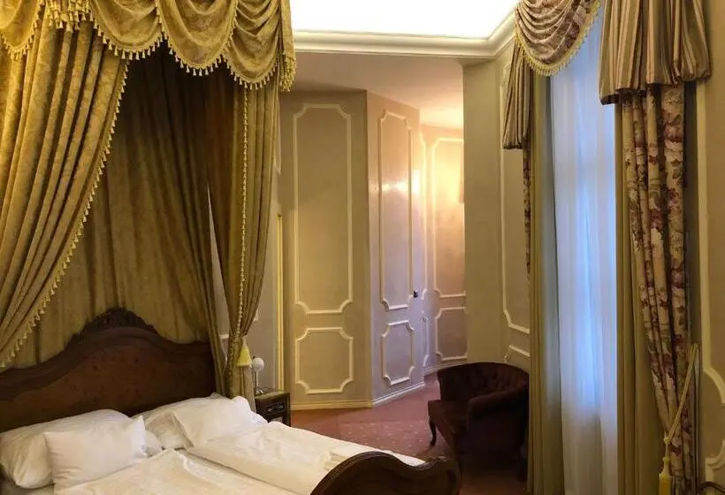 ジュニアスイート, Chateau Cihelny