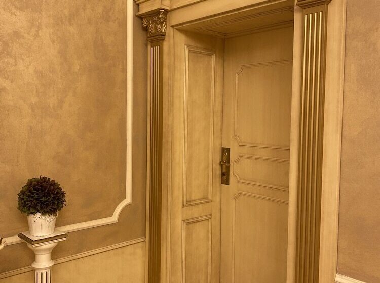 家庭间, Chateau Cihelny