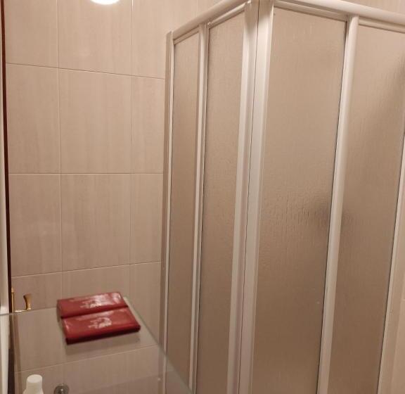 غرفة قياسية, Os Muiños