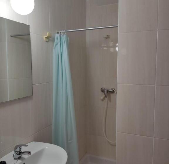 غرفة قياسية, Os Muiños