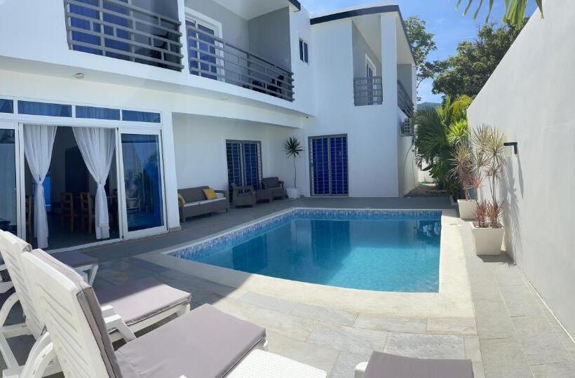 חדר סופריור עם מיטת קינג, Gaia Residence Deluxe