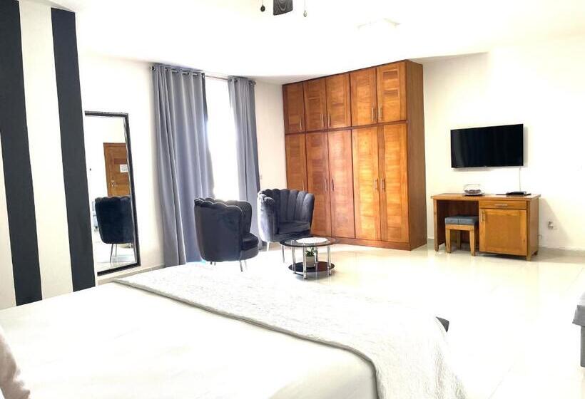 נוף לבריכה, Gaia Residence Deluxe