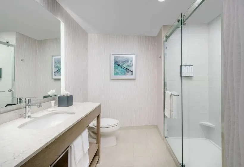 Suite with Views