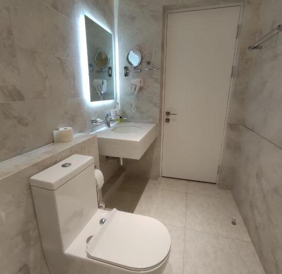 Standard Yhden Hengen Huone, Pana