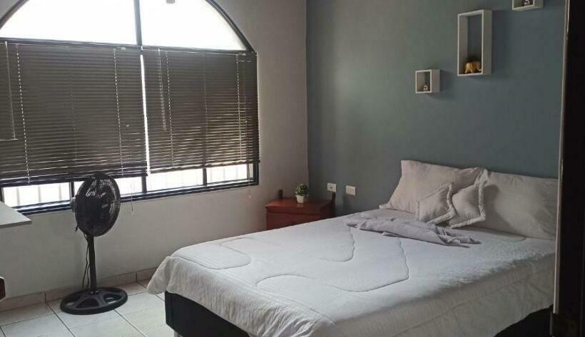 اتاق استاندارد با بالکن, Habitaciones Y Espacios De Hogar En San Gil