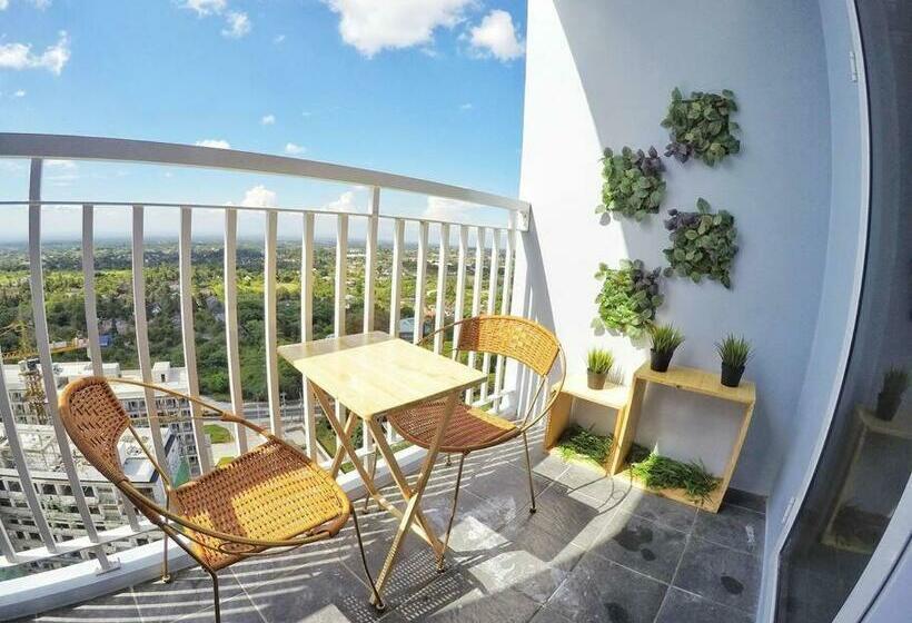 Pokój Rodzinny, Smdc Wind Residences, With Netflix And Wifi