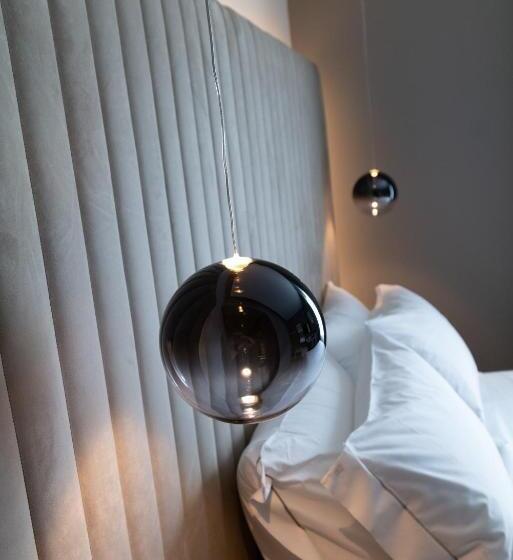 高级大房间, 3t Boutique