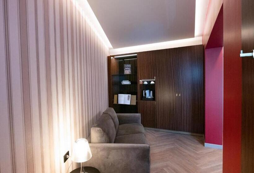 带大床的高级房间, 3t Boutique