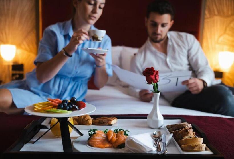 带大床的高级房间, 3t Boutique