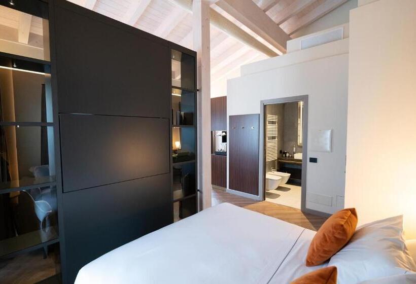 小型豪华套房, 3t Boutique