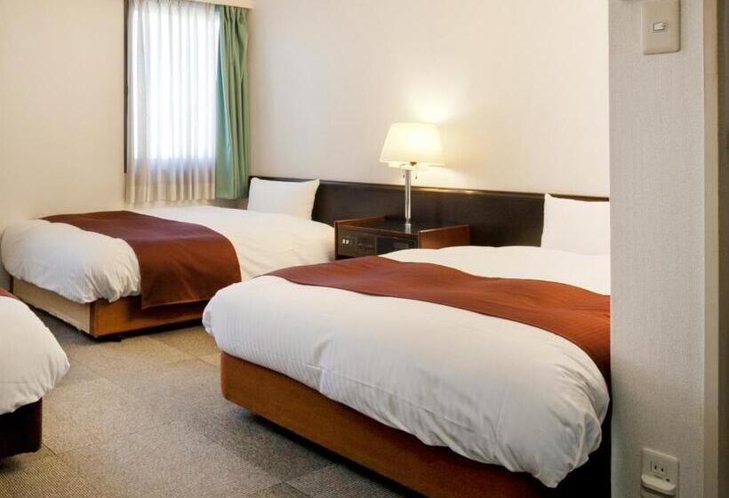 Habitación Triple Estándar, Abest Osu Kannon Ekimae Hane No Yu