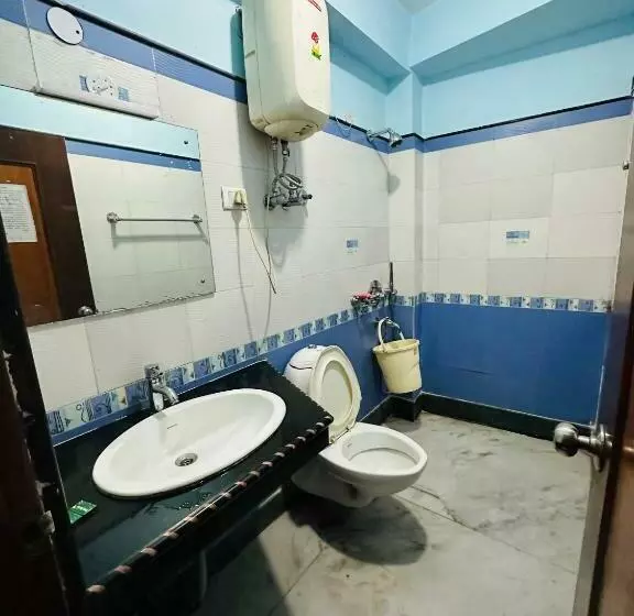 اتاق لوکس, Gajraj