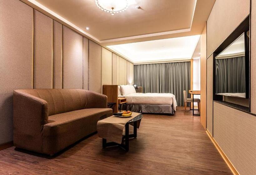 سوییت اجرایی, Fish Hotel Kaohsiung