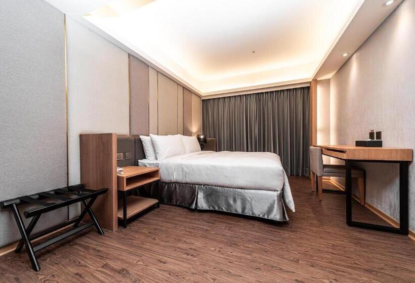 سوییت اجرایی, Fish Hotel Kaohsiung