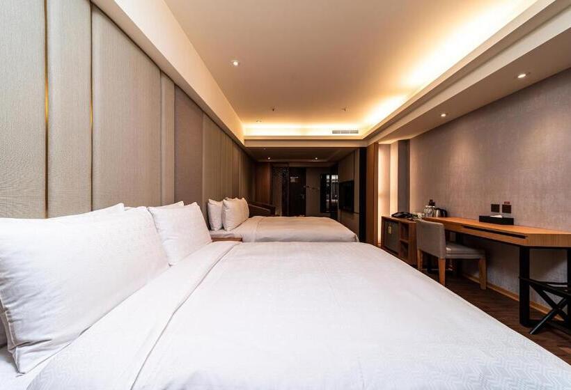 سوییت اجرایی, Fish Hotel Kaohsiung