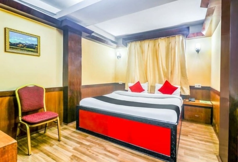 חדר דלוקס, Gajraj