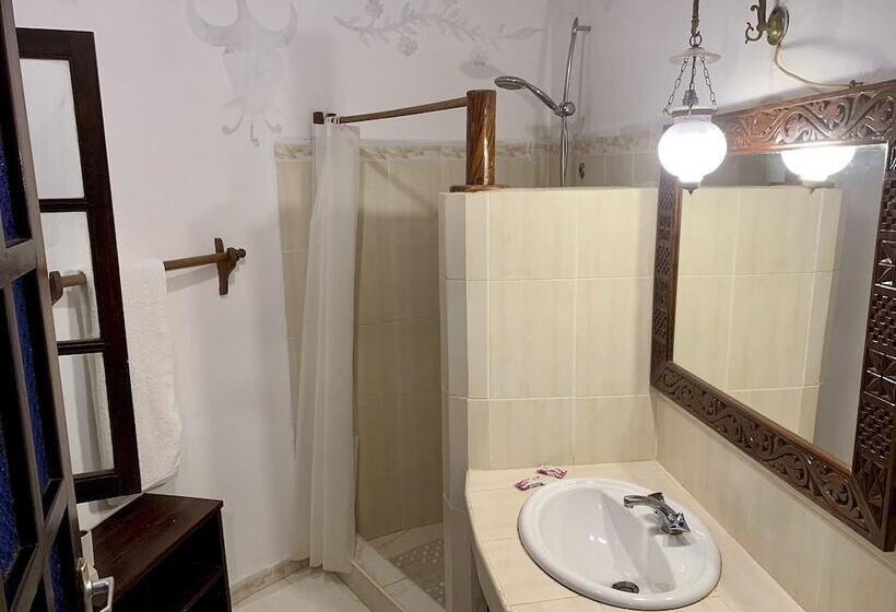 اتاق استاندارد با تخت دوبل, Kenyan House Malindi