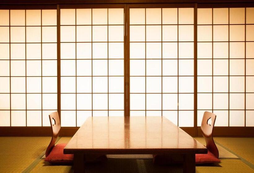 غرفة قياسية, Kinsui Annex