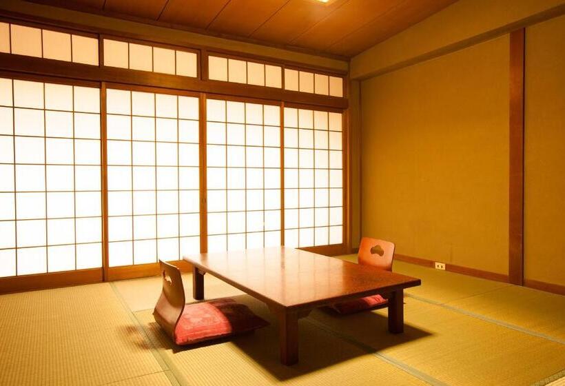 غرفة قياسية, Kinsui Annex