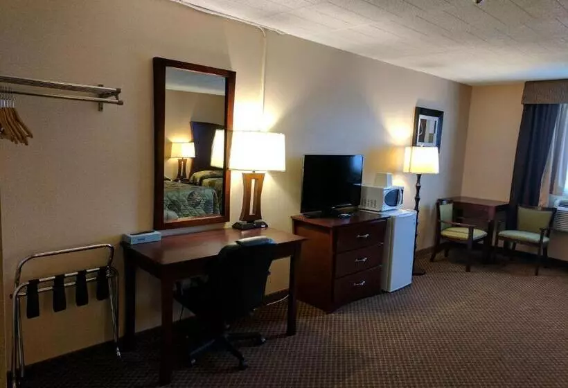 ファミリールーム, Luxury Inn