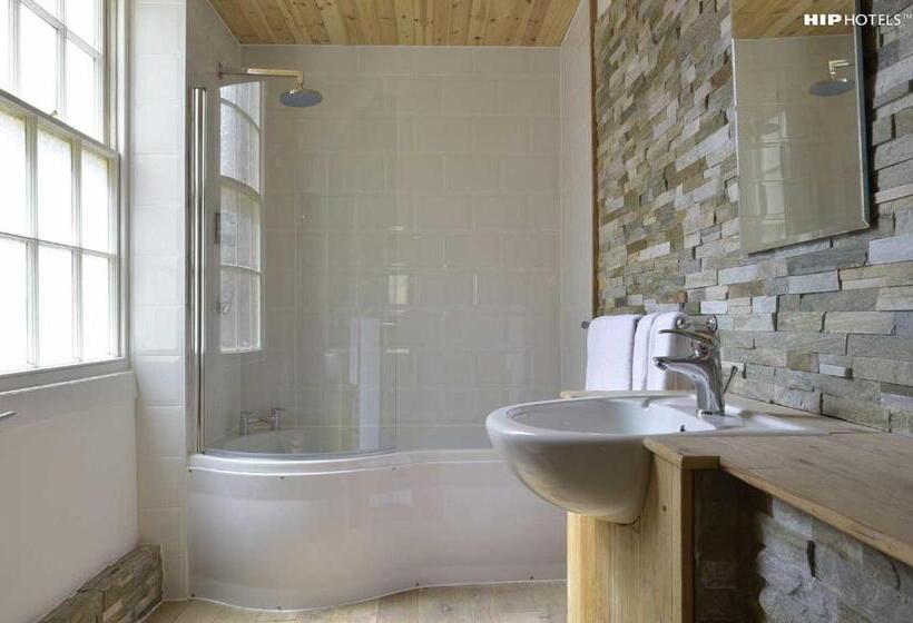 스탠다드 룸, Pelirocco