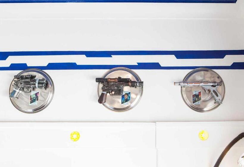 스탠다드 룸 2층 침대, Pelirocco