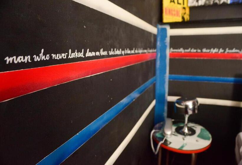 스탠다드 싱글 룸, Pelirocco