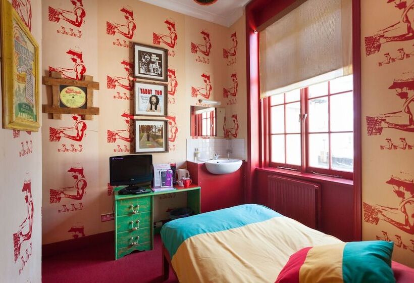 스탠다드 싱글 룸, Pelirocco