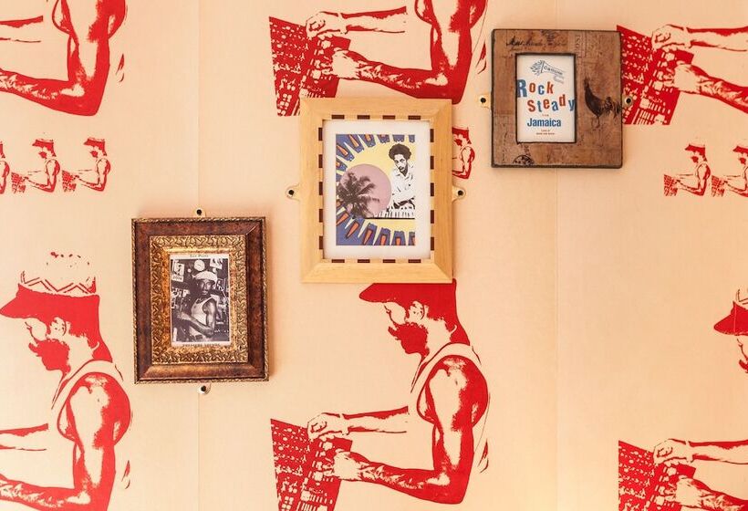 스탠다드 싱글 룸, Pelirocco