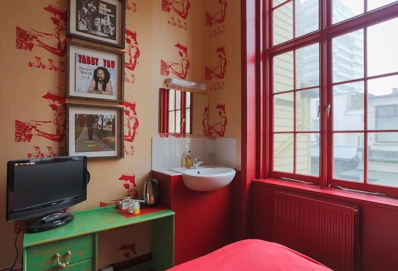 스탠다드 싱글 룸, Pelirocco