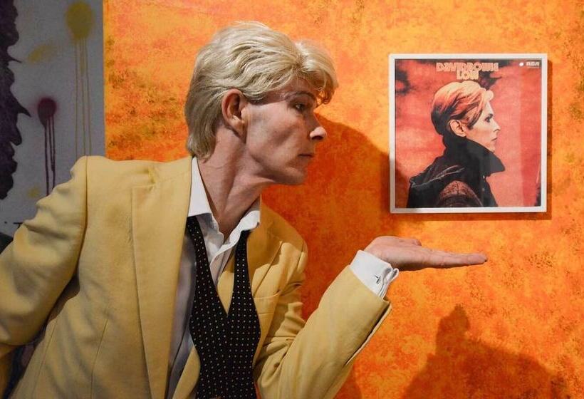 스탠다드 룸, Pelirocco