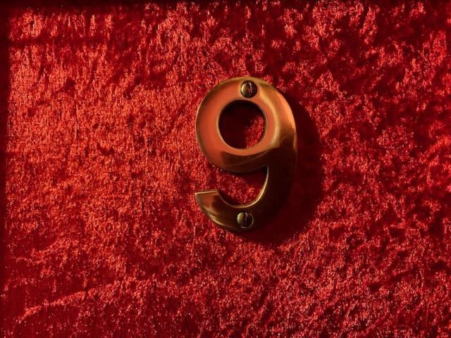 수피리어 룸, Pelirocco