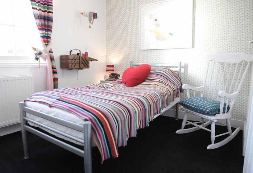 스탠다드 싱글 룸, Pelirocco