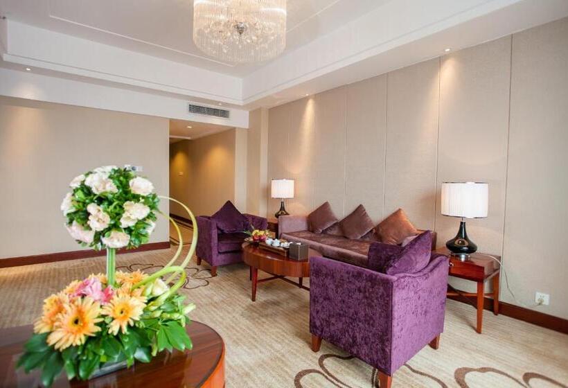 Апартаменты Deluxe 1 Спальня, Ramada Plaza Shaoguan City Centre