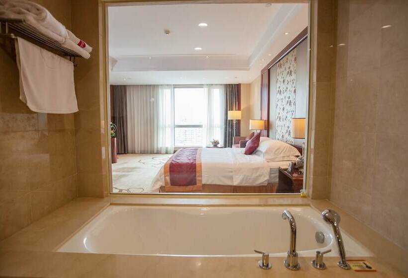 חדר סטנדרט נוף לנהר, Ramada Plaza Shaoguan City Centre
