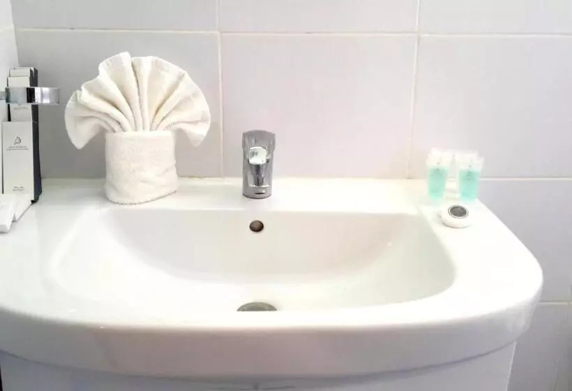 کلبه ییلاقی, Samharam Resort Salalah