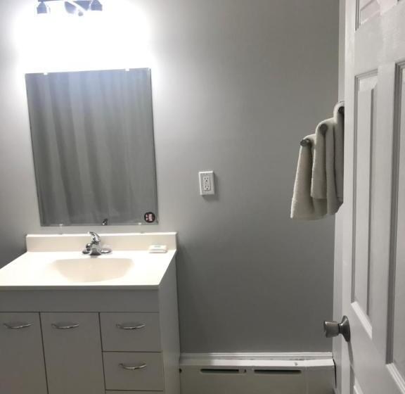 家庭间, The Gables Inn