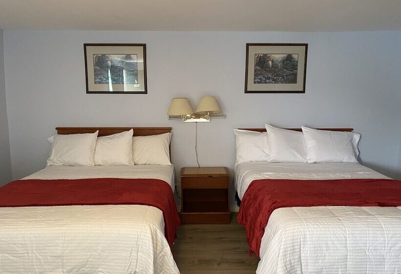 Номер Стандарт 2 Двуспальные Кровати, The Gables Inn