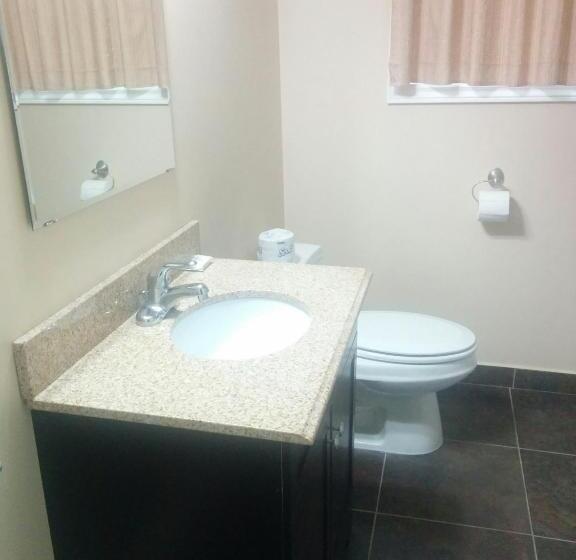 带2个双人床的标准工作室, The Gables Inn