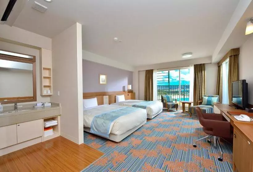 オーシャンビューのプレミアムルーム。, Vessel Hotel Campana Okinawa