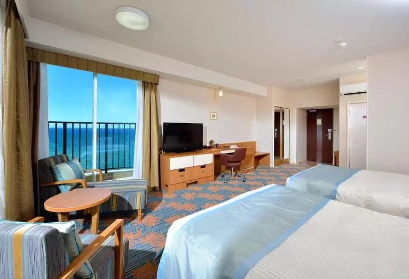 オーシャンビューのプレミアムルーム。, Vessel Hotel Campana Okinawa