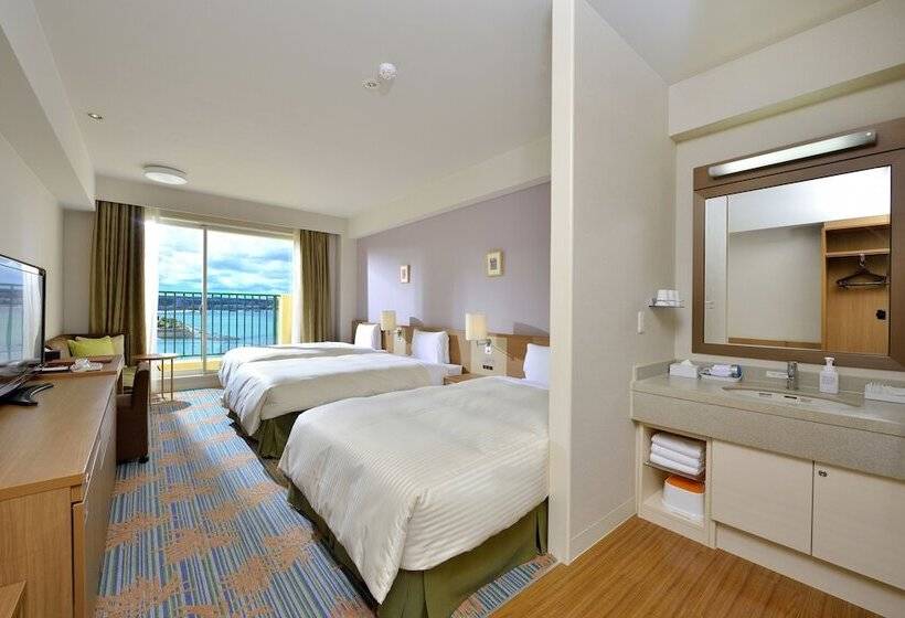 Triple Room Sea View, Vessel Hotel Campana Okinawa