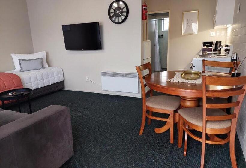 Апартаменты 1 Спальня, Colonial On Tay