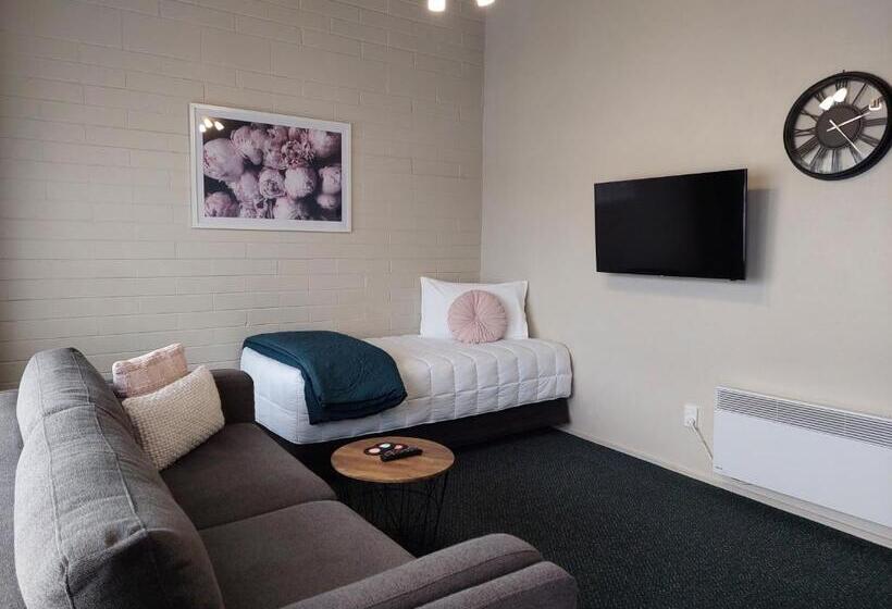 １ベッドルームアパートメント, Colonial On Tay